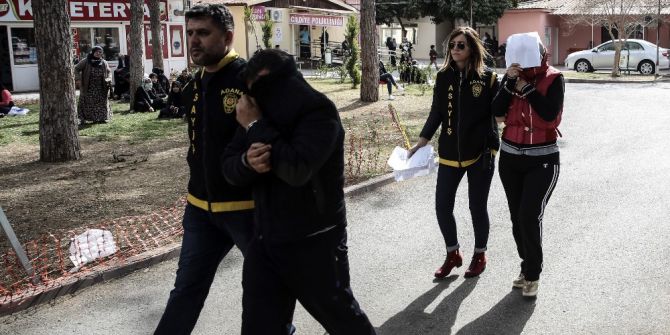 İş Vaadiyle Türkiye’ye Çağırıp Zorla Fuhuş Yaptırdılar