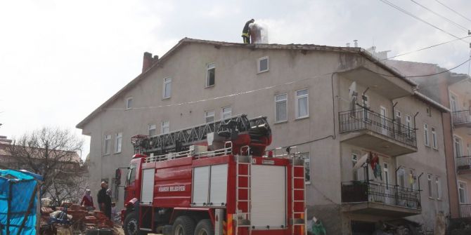 Hisarcık’ta Baca Yangını Korkuttu