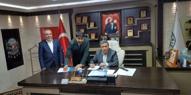 Sarız Belediyesi’nde İmzalar Atıldı