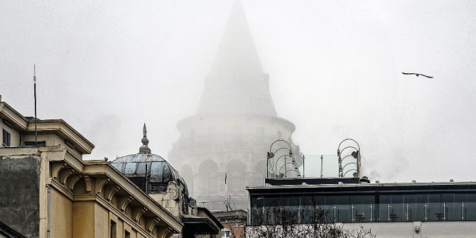 İstanbul’da Sis Devam Ediyor