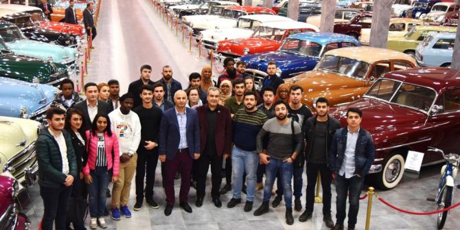 Yabancı Öğrenciler Akhisar’ı Gezdi