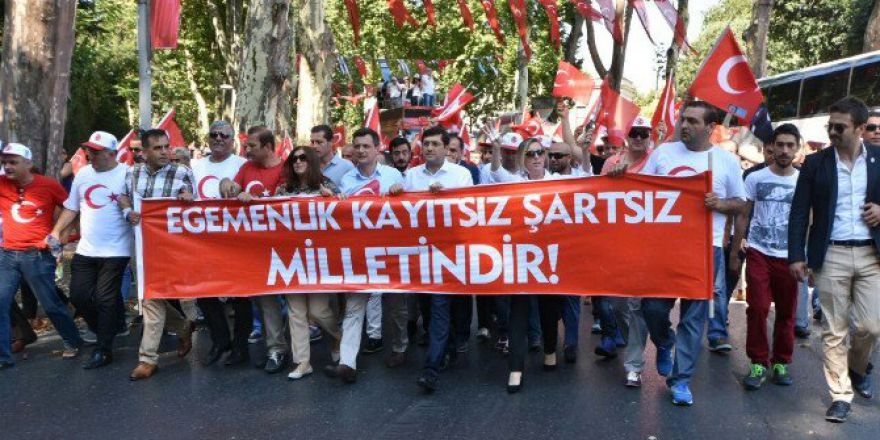 Beşiktaş Belediyesi Tam Kadro Chp Mitinginde