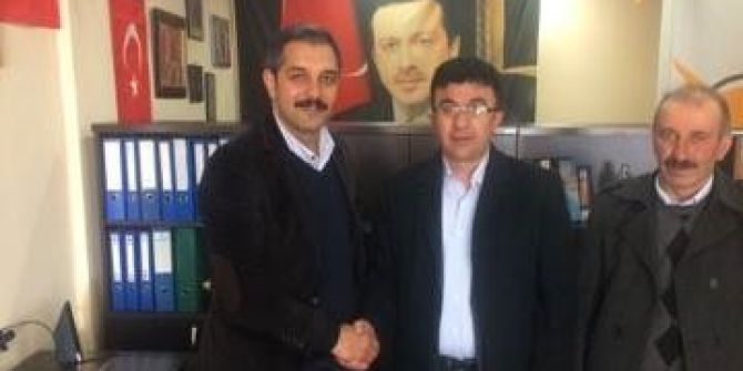 Referandumda ‘Evet’ Demek İçin Partisinden İstifa Etti