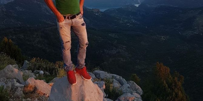 Kırgız Kadın Tartıştığı Erkek Arkadaşını Öldürdü