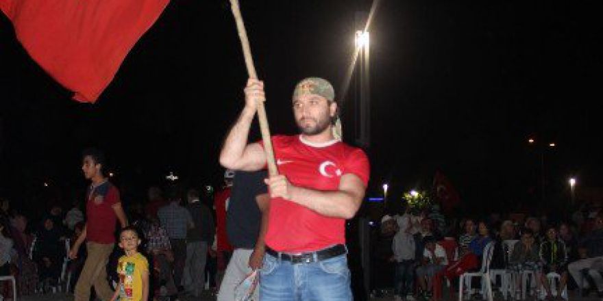 9 Gündür Demokrasi Nöbetinde