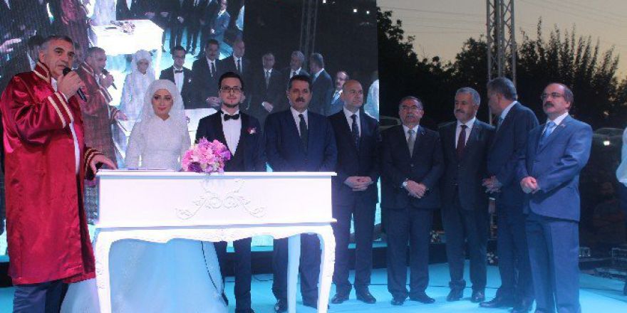 Türk-iş Genel Başkanı Ergün Atalay’ın Oğlu Dünyaevine Girdi