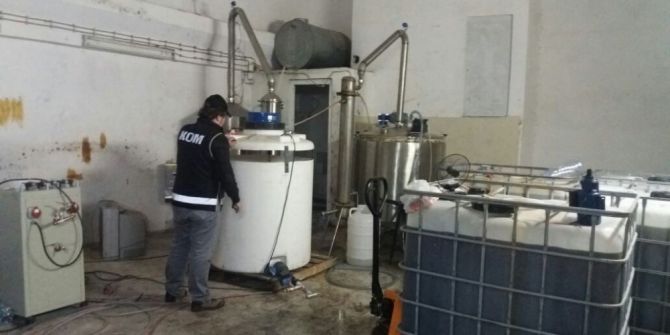 İzmir’de Sahte İçki Operasyonu