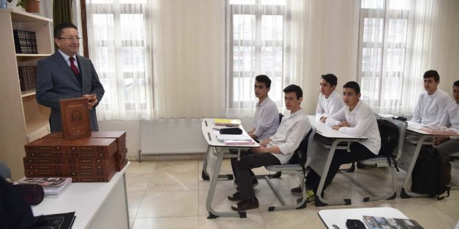 Altındağ Belediye Başkanı Tiryaki’den Okul Ziyareti