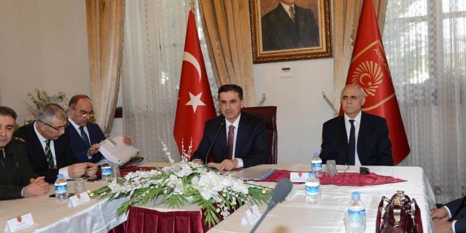 Ankara Valiliğinden Referandum Toplantısı