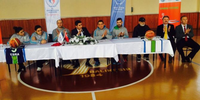Syal’de Basketbol Konuşuldu