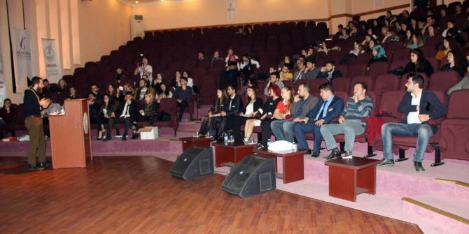 16 Yaşındaki Şampiyondan Üniversitelilere Kariyer Dersi