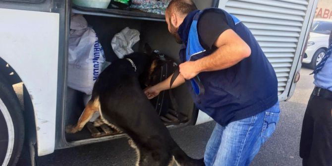 Otobüste Uyuşturucu Ve Bomba İhbarı Asılsız Çıktı