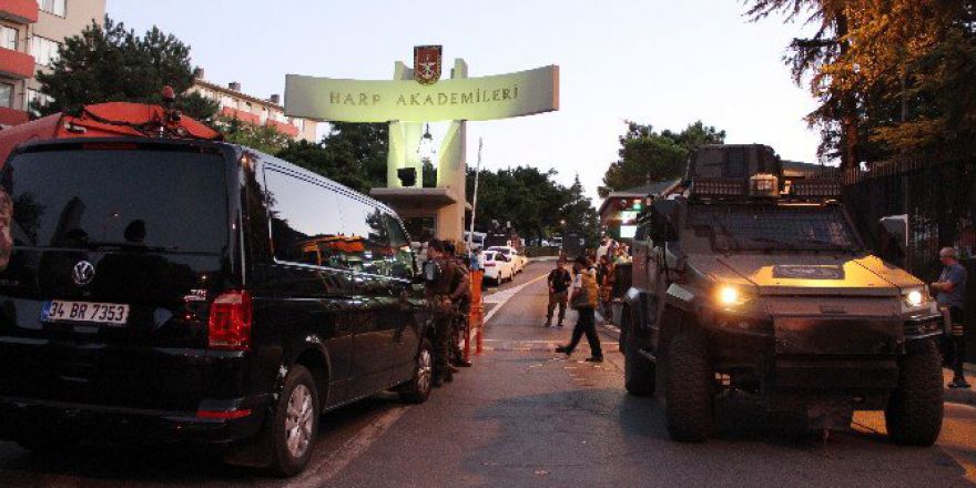 Harp Akademisi Lojmanlarında Çok Sayıda Gözaltı