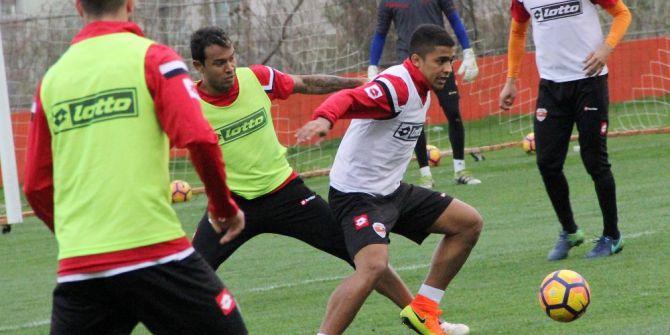 Adanaspor, Atiker Konyaspor Maçını Hazırlıklarını Çift İdmanla Devam Etti