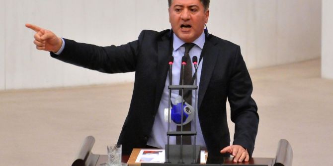 Chp’li Vekilden Tbmm Genel Kurulunda Kürsüde Maskeli Eylem