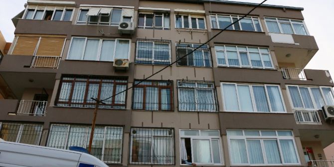 Çatından Düşen İşçi Hayatını Kaybetti