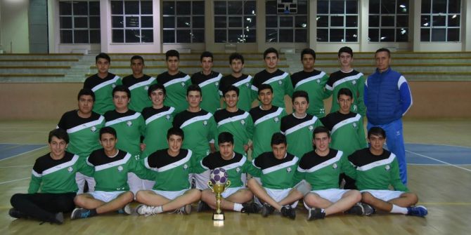 Salihli Belediyespor Hentbol Takımı Şampiyonluğa Doymuyor