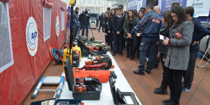Afad Standına Yoğun İlgi