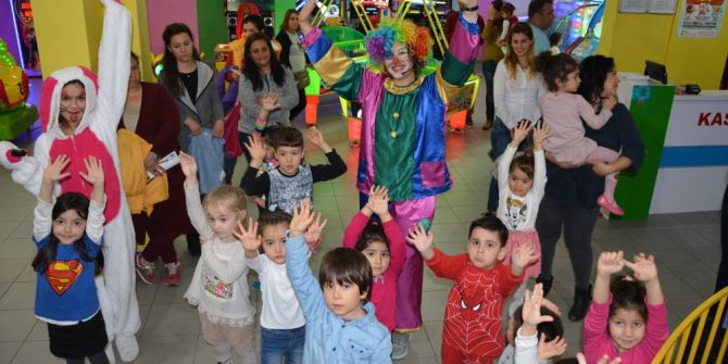 Ortaca’da, Çocukların Maskeli Balo Coşkusu