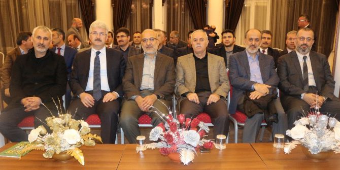 Konya İhh’dan ’Yetim Gülerse Dünya Güler’ Programı