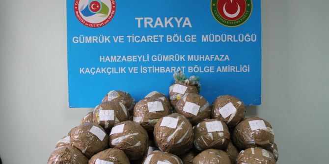 43 Kilo Esrarı Bırakıp Kaçan Sürücü Yakalandı
