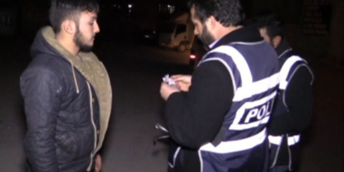 Suriye Ve Afgan Uyrukluların Oturduğu Mahalleye Bin Polisle Operasyon