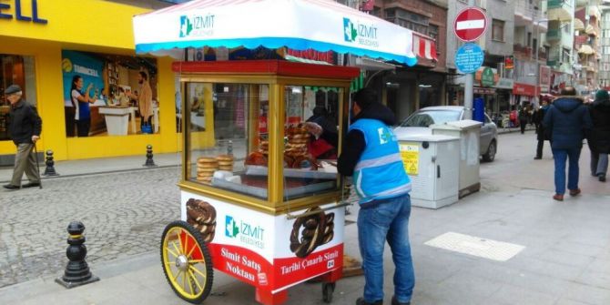 İzmit’te Simitçi Tezgahları Yenilendi