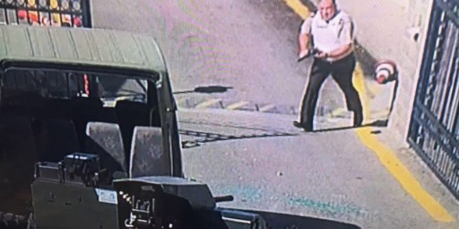 Tuğgeneral Hacıoğlu Darbecilere Karşı Elinde Silahla Böyle Direnmiş