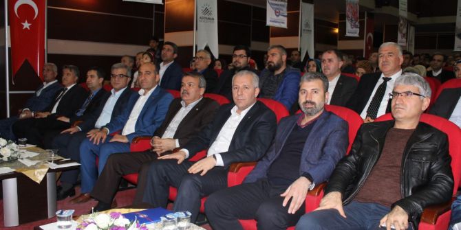 ’Memur-sen’e Davet Tercih Evet’ Konulu Konferans Düzenlendi