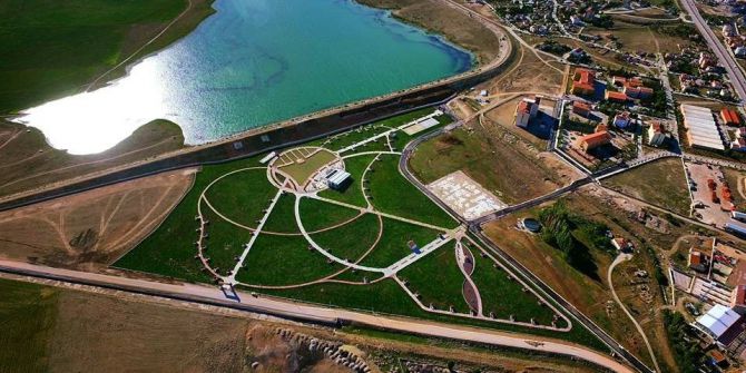 Başkan Kale, "İlçeyi Yeniden İmar Ettik"