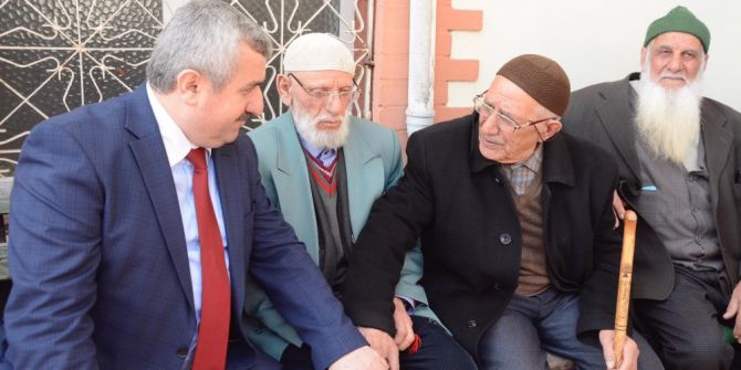 Başkan Baran, Esnaf Ve Vatandaşlarla Buluştu