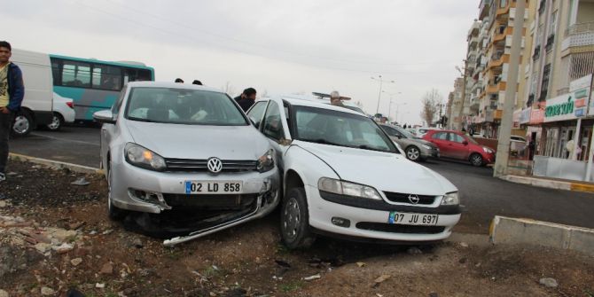 Şanlıurfa’da Trafik Kazası: 2 Yaralı