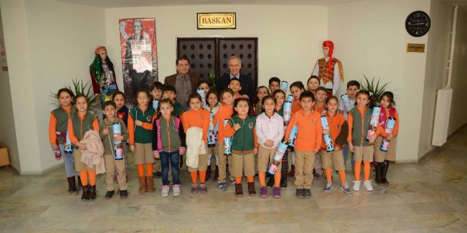 Başkan Acar, Minik Misafirlerini Ağırladı