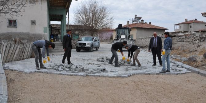 Sindelhöyük Mahallesinde Yol Ve Temizlik Çalışmaları