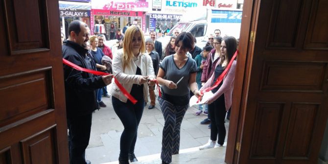 Kadınlar Günü Fotoğraf Sergisi Açıldı