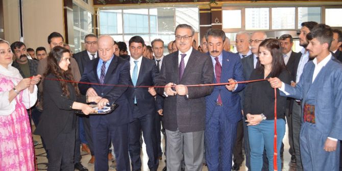 Şırnak’ta ‘Çemberimde Gül Oya’ Sergisi Açıldı