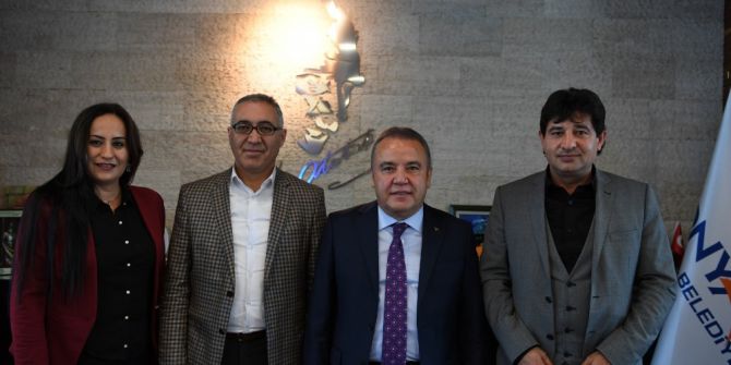 Doğan Demir’den Başkan Böcek’e Ziyaret