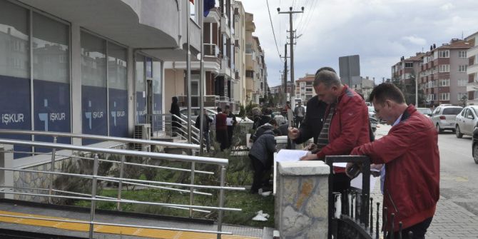 Balıkesir’de İş İzdihamı...