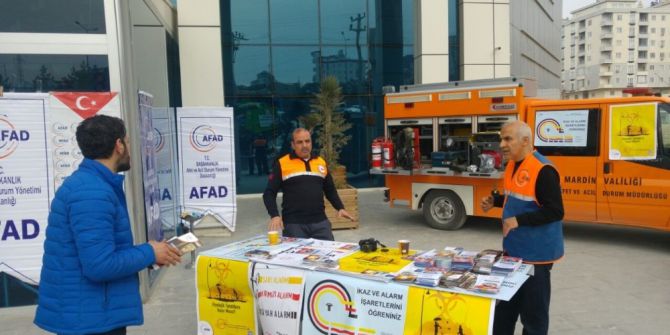 Afad Deprem Haftası Nedeniyle Stant Açtı