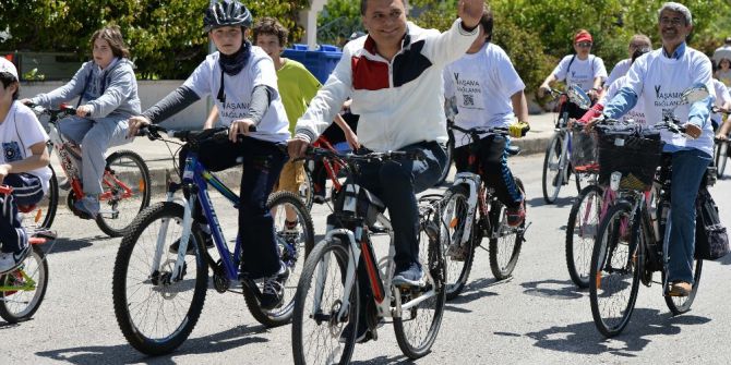 Muratpaşa 6 Mart’ta İşe, Okula Bisikletle Gidecek