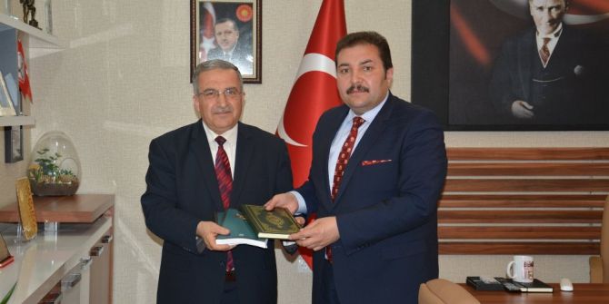 Müftüden, Edremit Milli Eğitim Müdürlüğüne Ziyaret