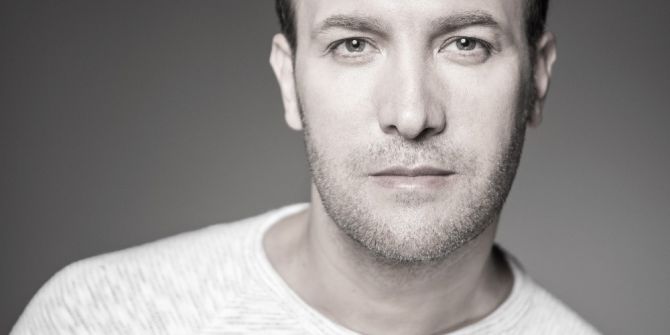 Nejat Çarkacı’dan Yeni Şarkı