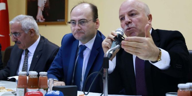 Başkan Sekmen, Muhtarlara Cumhurbaşkanlığı Hükümet Sistemi’ni Anlattı