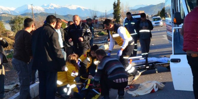 Antalya’da Trafik Kazası: 1 Ölü, 3 Yaralı