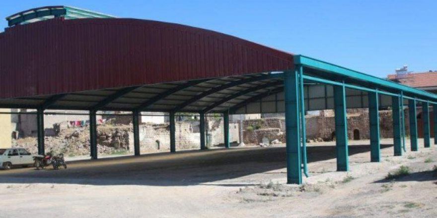 Kaymaklı Kasabasında Kapalı Pazar Yeri Hizmete Sunuldu