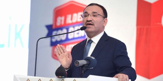 Bakan Tüfenkci: “Şeytan Taşlamaktan Kabe’yi Tavaf Edemedik”