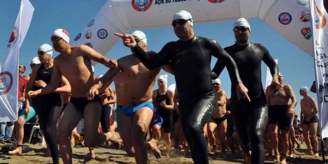 Dalyan Yine Carettalarla Yüzüyor