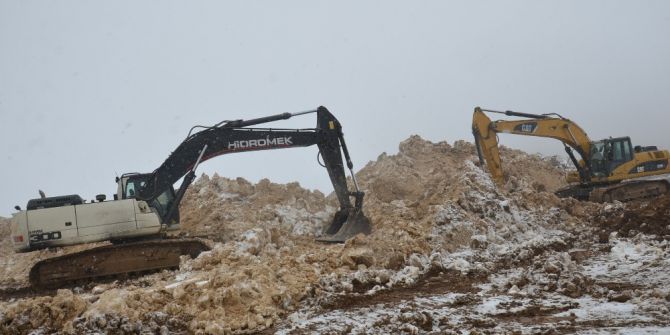 Toki Konutları İçin Hafriyat Çalışmaları Başladı