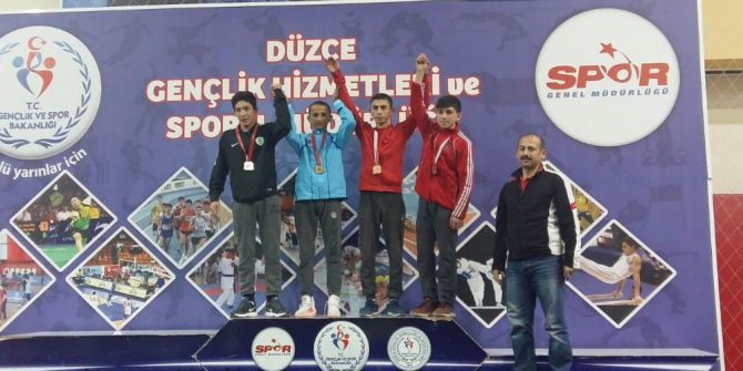 Kağıtsporlu Güreşçiler Türkiye Şampiyonasına Katılmaya Hak Kazandı