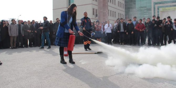 Afete Hazır Okul Eğitimleri Devam Ediyor